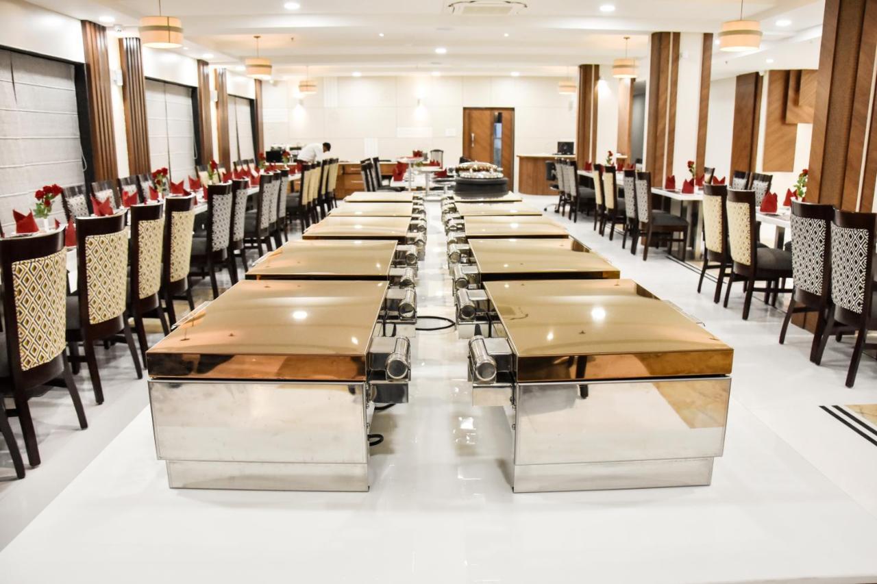Hotel Platinum Shravasti Katra  Zewnętrze zdjęcie