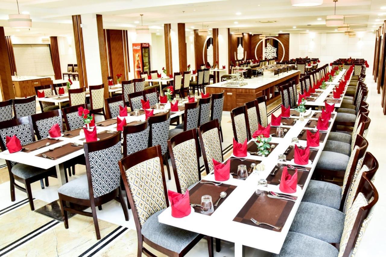 Hotel Platinum Shravasti Katra  Zewnętrze zdjęcie