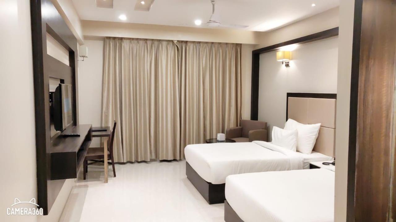 Hotel Platinum Shravasti Katra  Zewnętrze zdjęcie