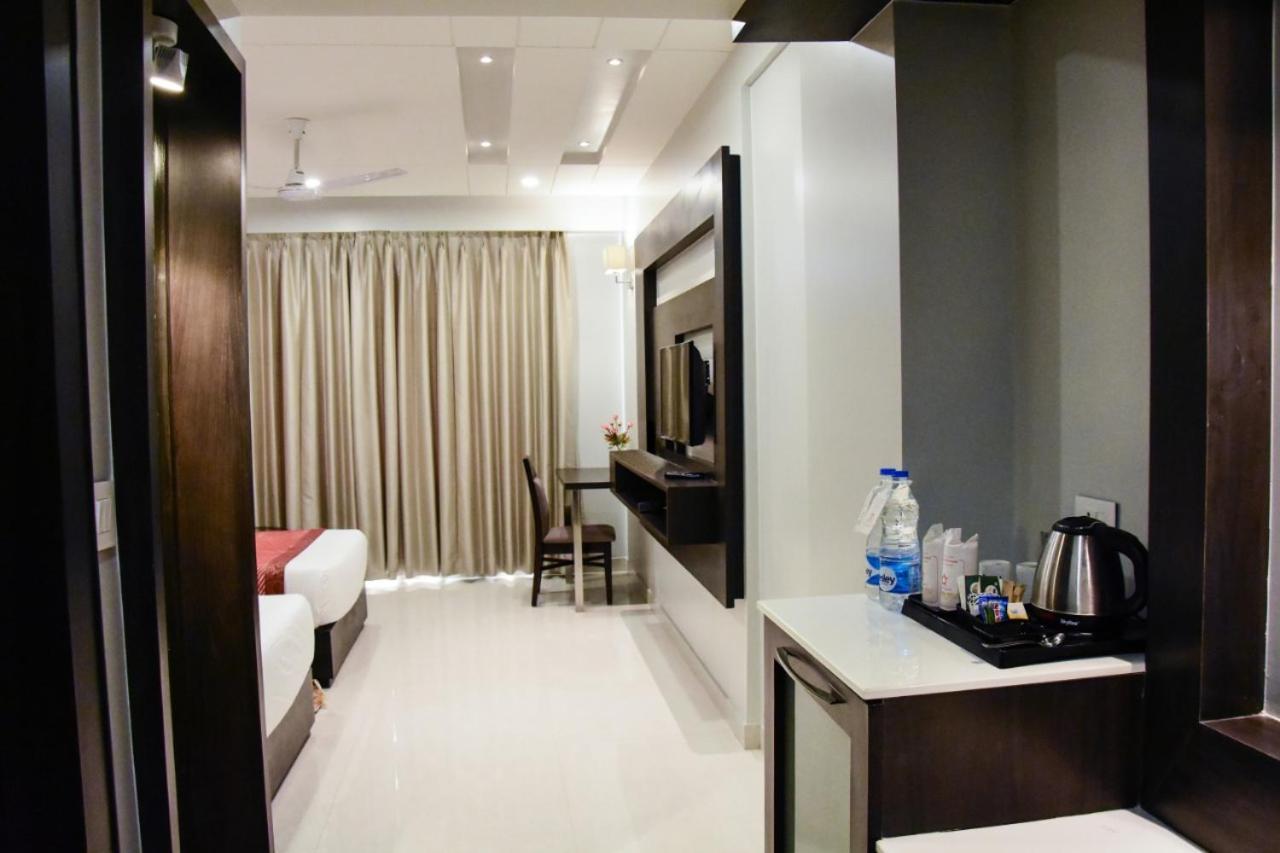 Hotel Platinum Shravasti Katra  Zewnętrze zdjęcie